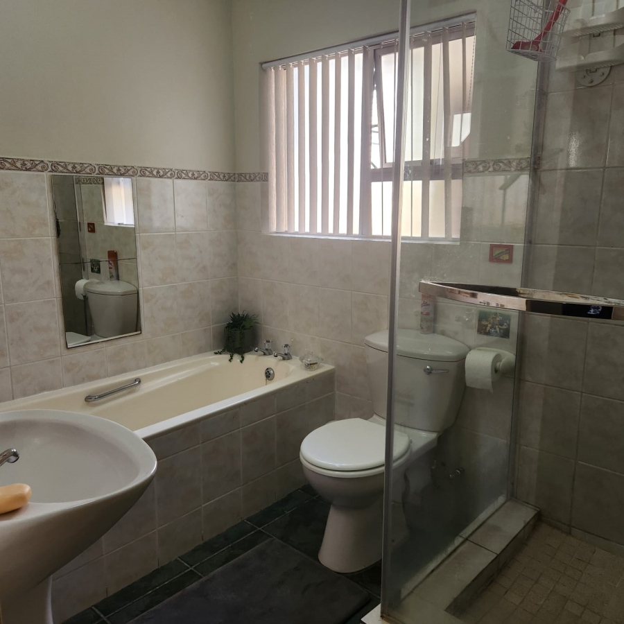 3 Bedroom Property for Sale in Stilbaai Wes Western Cape